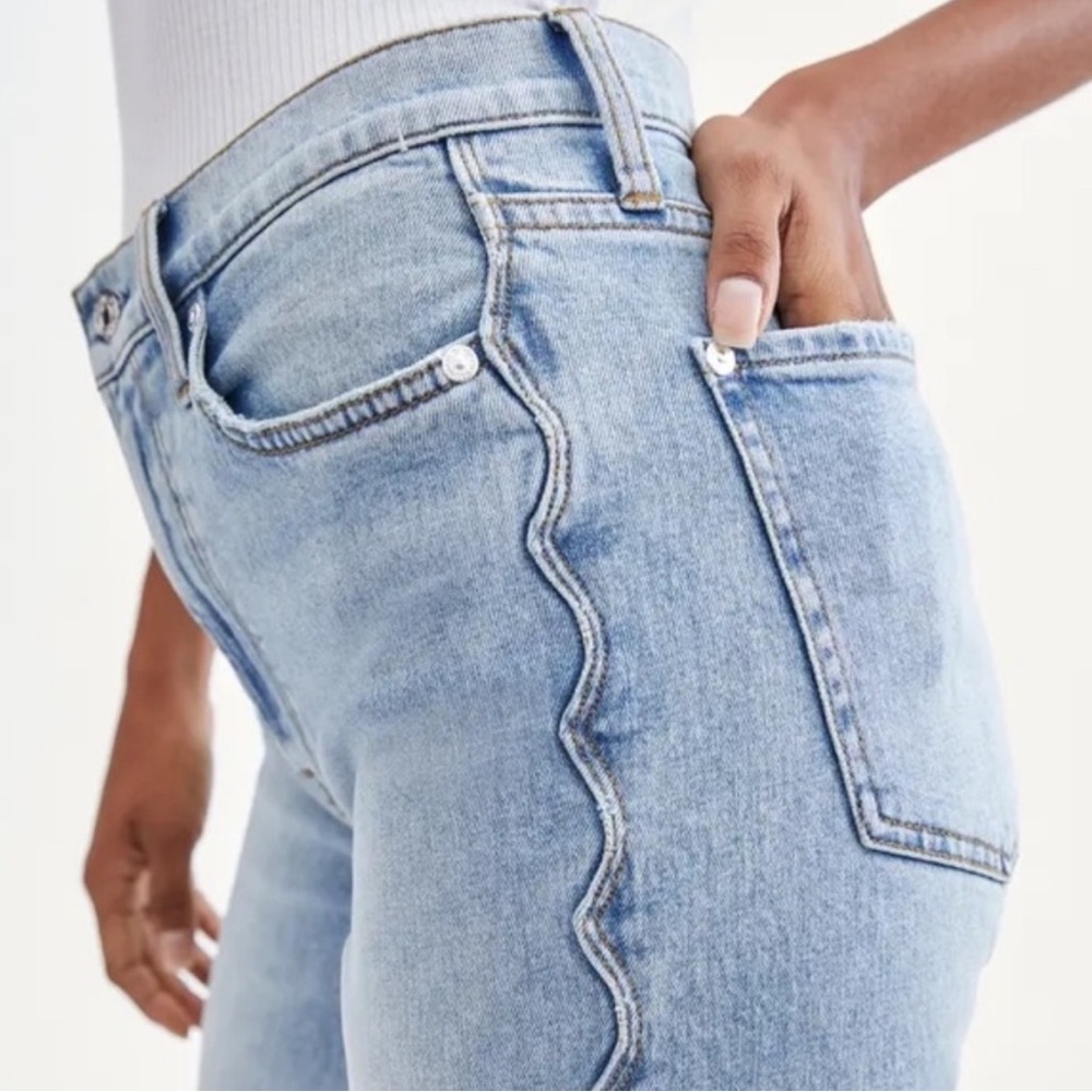 7 For All Mankind Cropped Straight Leg Jeans in Aspen Scalloped Hem 26 NWT